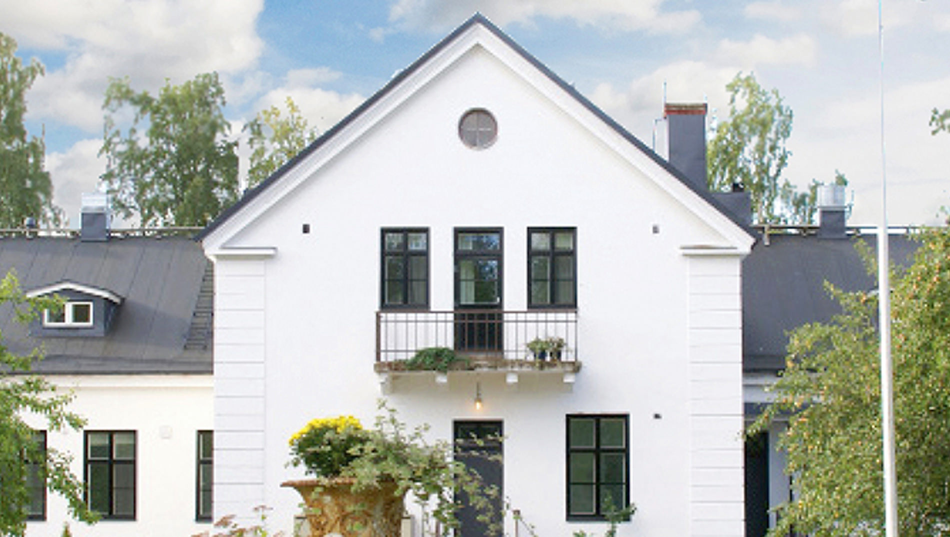 The Art of Drawing Readers In: Your attractive post title goes here